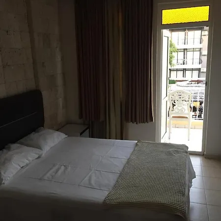 Apartment Safari Suit N-9 Side